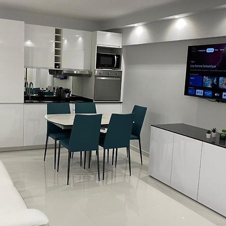 Cannes Pointe Croisette : Superbe Logement Vue Mer エクステリア 写真