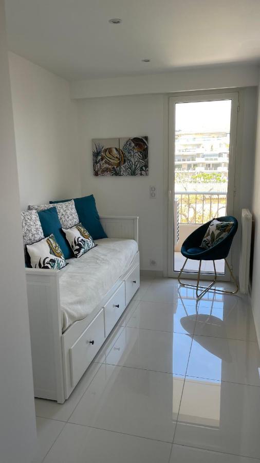 Cannes Pointe Croisette : Superbe Logement Vue Mer エクステリア 写真